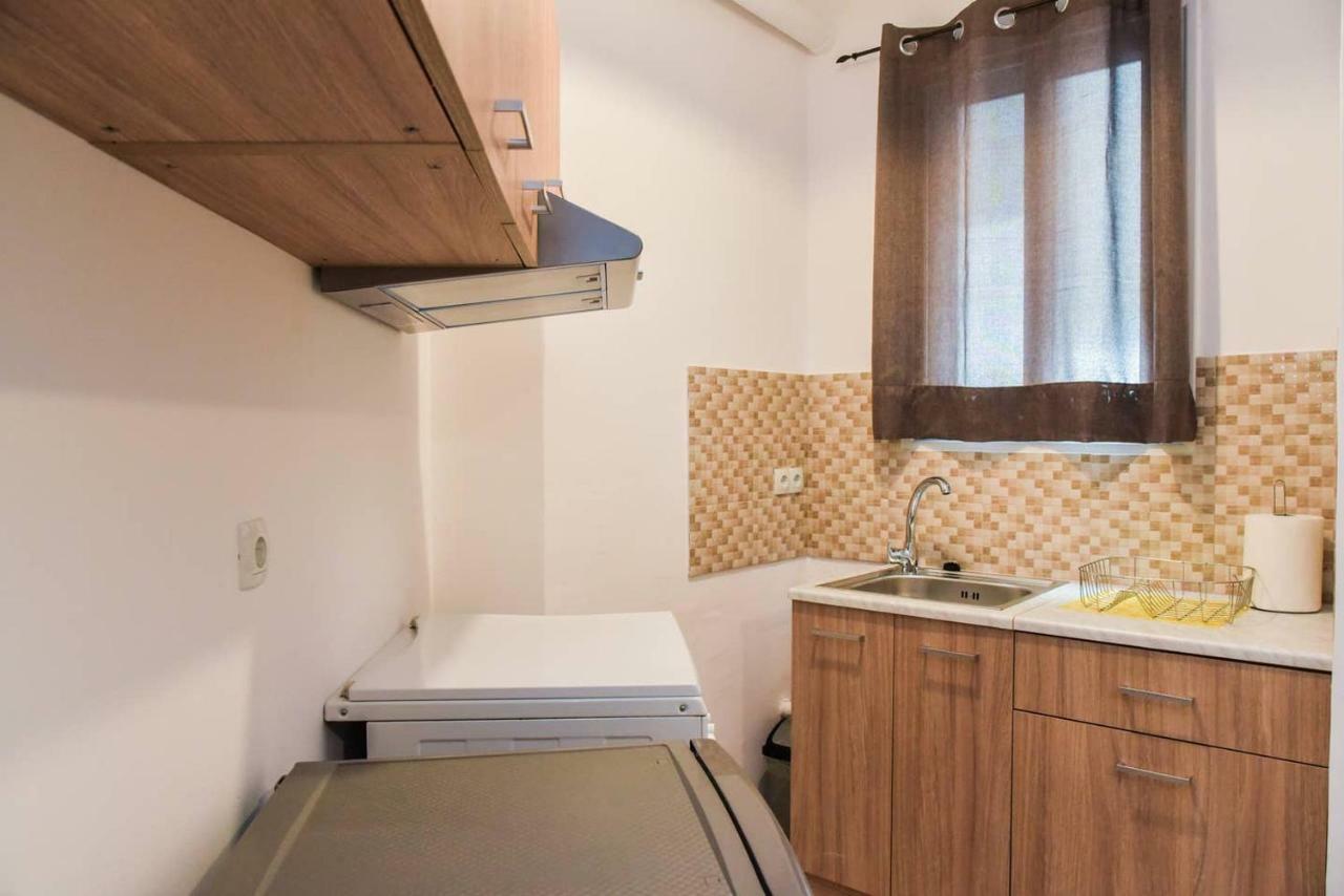 Central Studio At Plateia Amerikis 1Bed 2 Pers Leilighet Athen Eksteriør bilde