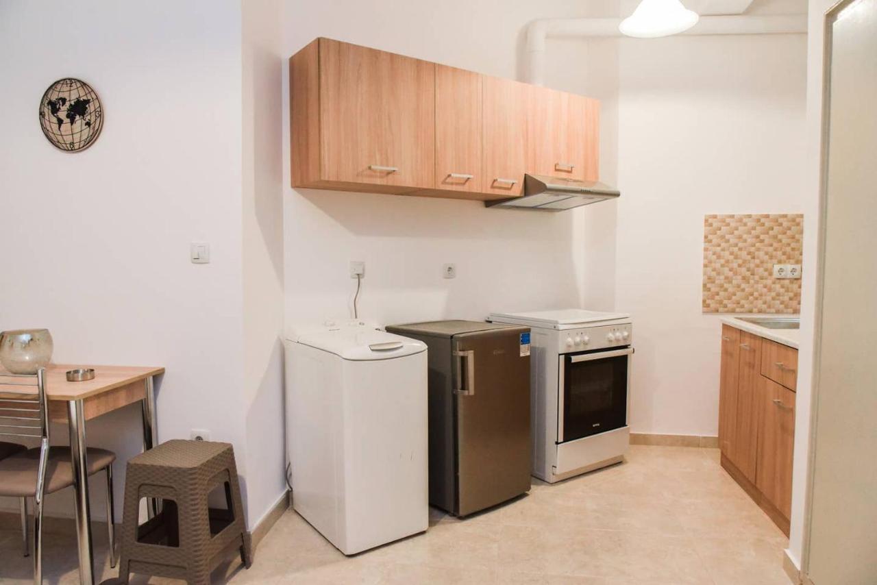 Central Studio At Plateia Amerikis 1Bed 2 Pers Leilighet Athen Eksteriør bilde